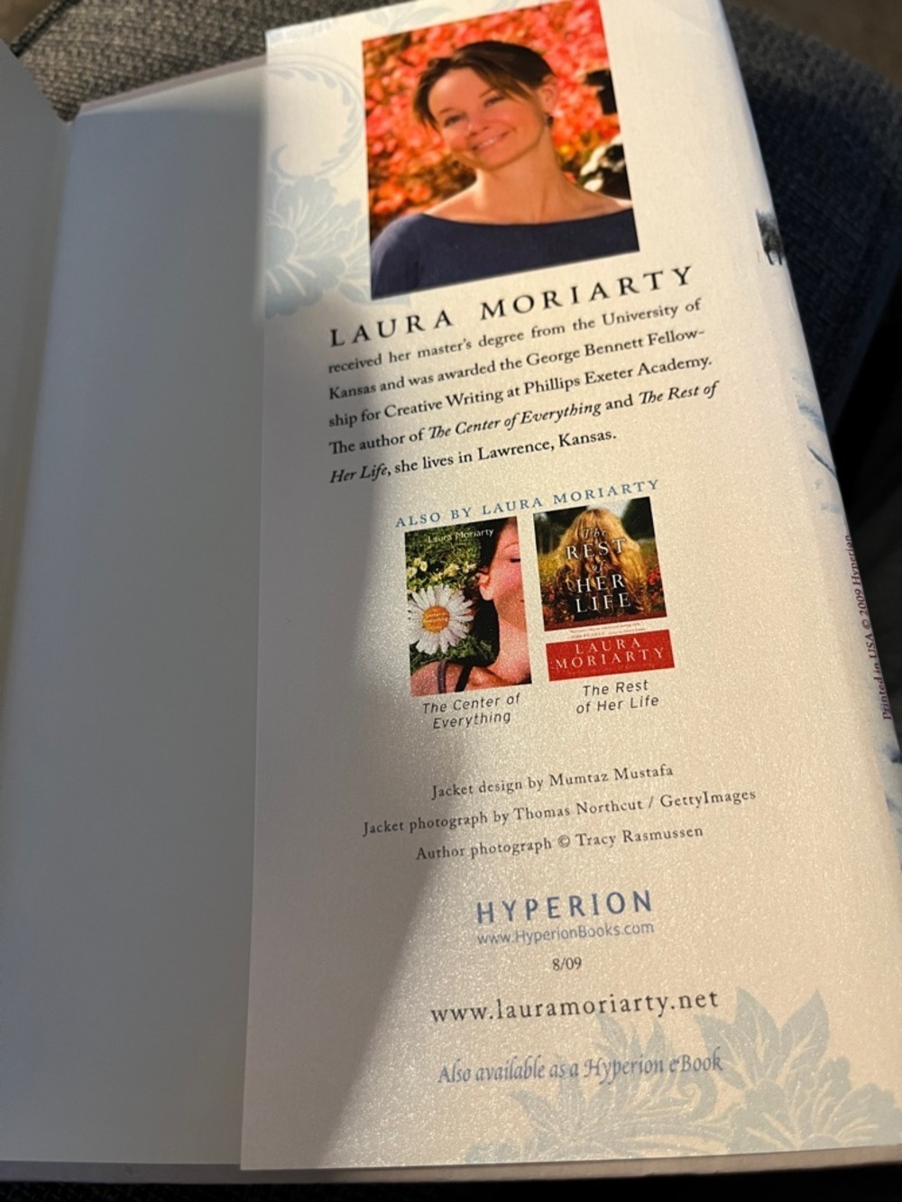 While I'm Falling by Laura Moriarty -A Compelling Contemporary Family Drama book - Picture 3 of 9